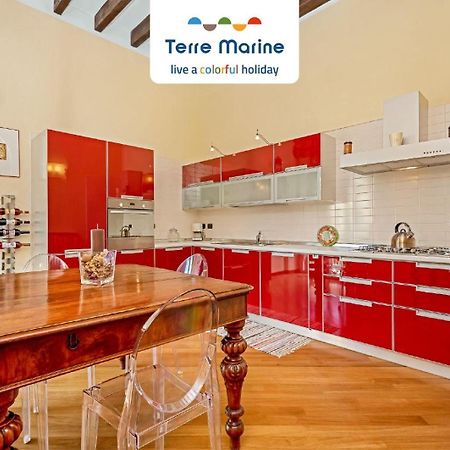 Apartamento Gallery 22, Terremarine La Spezia Exterior foto